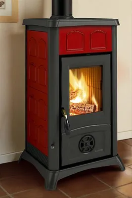 Produktbild von Kaminofen La Nordica Gemma Ceramic bordeaux 6 kW