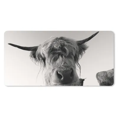 Produktbild von MuchoWow® Schreibtischunterlage Schottischer Highlander - Schwarz - Weiß - Tiere 80x40 cm - XXL Mauspad - Gaming Mauspad
