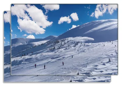 Produktbild von Wallario Frühstücksbrettchen 2er Set aus Glas, je 20 x 30 cm, mit rutschfesten Füßen, Motiv Ski-Piste in den Alpen