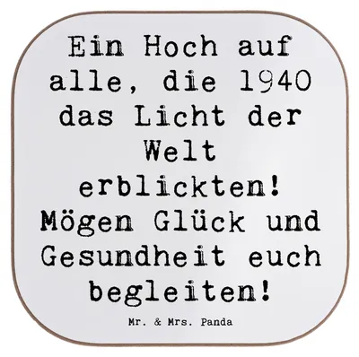 Produktbild von Mr. & Mrs. Panda Tischuntersetzer Spruch 1940 Geburtstag - Weiß - Geschenk, Untersetzer für Gläser, Coaster, gläseruntersetzer, liebevolle Grüße, Holzuntersetzer, Tassen