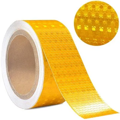 Productafbeelding van Famanu Reflecterende Tape, geel, 10 meter x 5 cm - Waterdicht, weerbestendig, veiligheidsmarkering