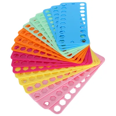 Zdjęcie produktu dla Organizer nici do haftu krzyżykowego, plastikowa szpulka nici, płytka do nawijania nici, organizer nici do haftu, organizer szpulki nici, nawijacz organizera nici