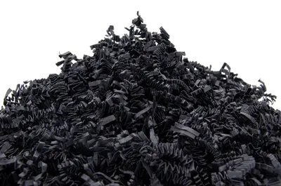 Productafbeelding van Omgoods - 500g Zwart Papieren Vulmateriaal voor Cadeauverpakkingen
