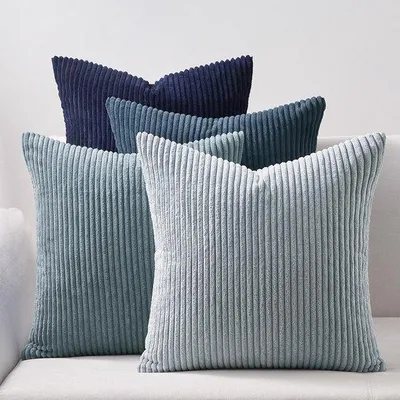 Produktbild von Famanu Kissenhüllen Set aus Corduroy - Farbverlauf gestreift - Blau