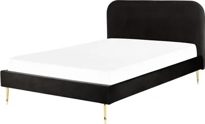 Produktbild von BELIANI Bett Schwarz Samtstoff mit Lattenrost 140 x 200 cm Metallfüße Gold hohes Kopfteil Retro Glamourös Polsterbett Doppelbett Schlafzimmer