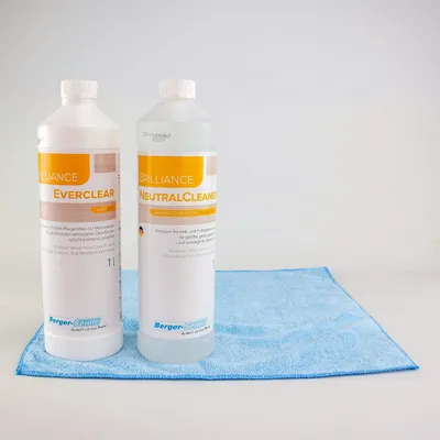 Produktbild von Parkettreinigungsset mit Matte und Neutalreiniger