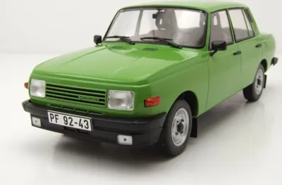 OPEL DIPLOMAT 1969 Vert MINICHAMPS 1:43 de reference 430 046074