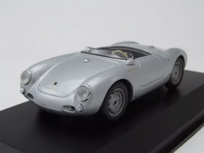 Produktbild von Porsche 550 Spyder 1955 silber Modellauto 1:43 Maxichamps