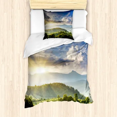 Produktbild von ABAKUHAUS Natur Mantele, Sonnenaufgang Woodland, Milbensicher Allergiker geeignet mit Kissenbezügen, 135 cm x 200 cm - 80 x 80 cm, Olive Grün Blau Gelb