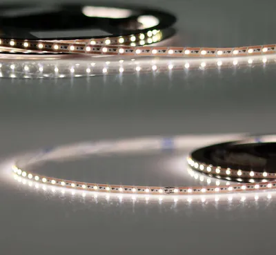 Produktbild von ISOLED LED MiniAMP Flexband Streifen, 12V, 7W, IP20, 4000K, Kabel beids. + maleAMP, 120 LED/m