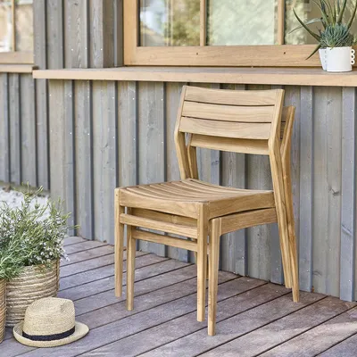 Produktbild von Gartenstuhl aus massivem Teakholz