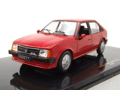 Produktbild von Ixo Models CLC382 Opel Kadett D GT/E 1983 rot 1:43