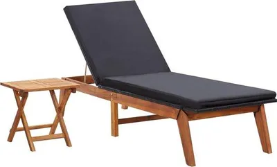Produktbild von Ligbed aus Rattan und Acacia-Holz