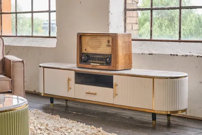 Produktbild von KAWOLA Lowboard MARIA TV-Bank Marmorplatte Kunstleder weiß