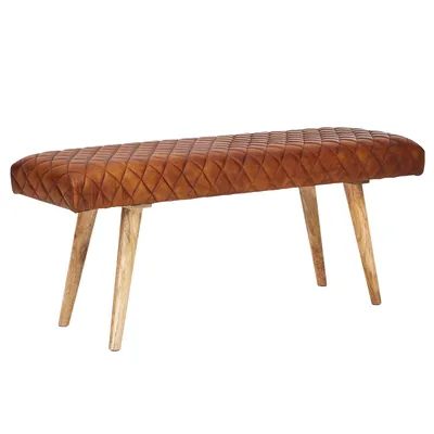 Sitzbank Echtleder Massivholz mit cognacbraunem Lederbezug und Steppung, vier Holzbeine, Gesamtansicht.