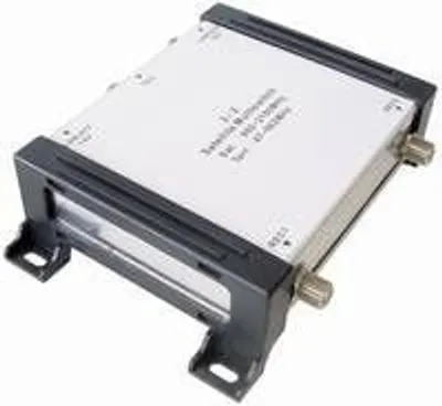 Produktbild von Transmedia FMULTI7L - Multischalter de Satellit (3 x 2, Satellitenfrequenzbereich de: 90-2150 MHz und terrestrischer Frequenzbereich de: 47-862 MHz)