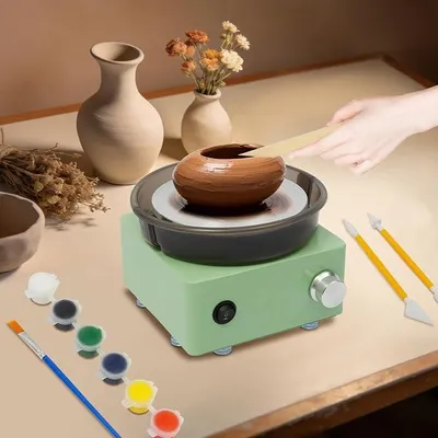 Image de Mini-kit de poterie, machine de poterie électrique de 30W pour débutants, contrôle de la vitesse de 0 à 140 tours par minute, plateau tournant de 15 cm, avec 8 outils de sculpture, 2 blocs d'argile et 12 couleurs