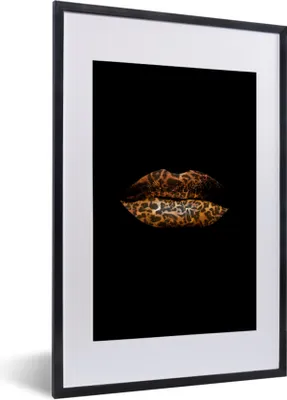 Produktbild von MuchoWow® MuchoWow® Gerahmtes Poster Lippen - Tigerdruck - Schwarz 40x60 cm - Poster mit zchwarzem Bilderrahmen - Poster in Rahmen