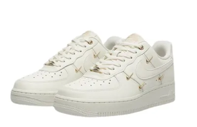 Produktbild von Nike Air Force 1 '07 LX CN Sail Gold Mini Swooshes - EU: 44