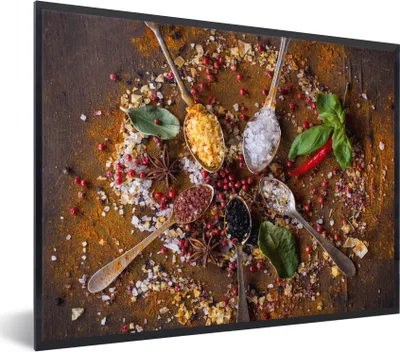Produktbild von MuchoWow® Gerahmtes Poster Gewürze - Kräuter - Löffel - Salz - Braun - Küche 80x60 cm - Poster mit Schwarzem Bilderrahmen Wandposter Rahmen Foto Bilder - Schwarzem - Mit Gestell