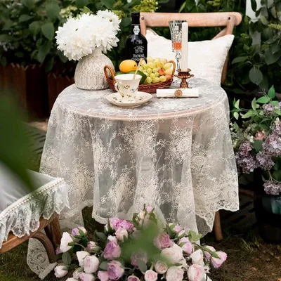 Productafbeelding van Tafelkleed, landelijke stijl, met bloemenborduurwerk, katoenen kant, 240x130 cm, beige