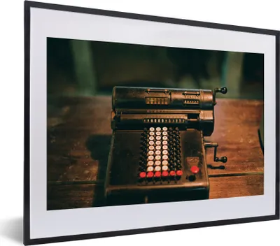 Produktbild von MuchoWow® MuchoWow® Gerahmtes Poster Schreibmaschine - Antik - Schwarz 40x30 cm - Poster mit zchwarzem Bilderrahmen - Bilderrahmen - Poster im Rahmen