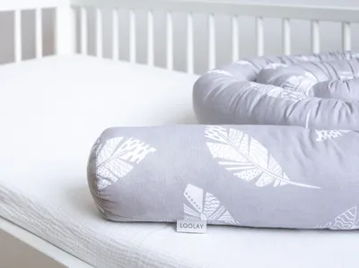 Produktbild von 200 cm Nestchenschlange FEDER GRAU Baumwolle Multifunktion PREMIUM Bettschlange Zierkissen Bettrolle Dekokissen Zugluftstopper Top GESCHENK