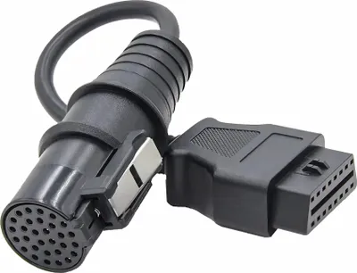 Produktbild von P94C OBD zu OBD2 Adapter 30Pin auf 16Pin – Diagnosekabel für Iveco LKW – OBD Fehler Auslesen, Fahrzeug Diagnose Adapter