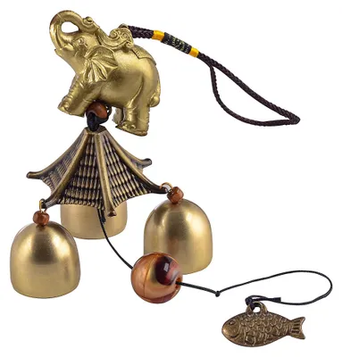 Produktbild von Windspiel für den Außenbereich mit Glücksbringer, mit 3 Metallglocken für Garten, Haus, Terrasse oder Hof (Elefant)