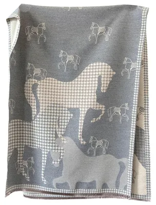 Productafbeelding van Omgoods - Dames Pashmina Sjaal met Paardenprint