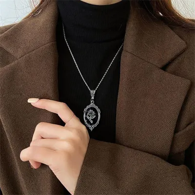 Zdjęcie produktu dla Vintage'owa choker z kolekcji Rozenbloem, z regulowaną długością