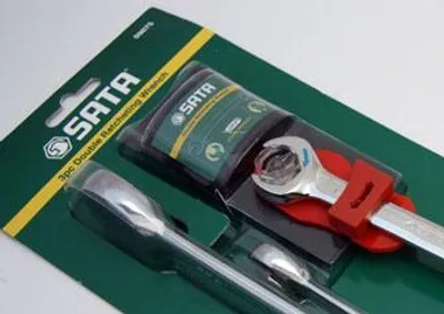 Zdjęcie produktu dla SATA 09075 Zestaw kluczy oczkowych z grzechotką