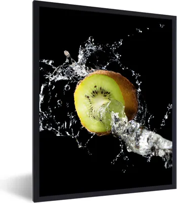 Produktbild von MuchoWow® Gerahmtes Poster Kiwi - Obst - Stillleben - Wasser - Schwarz 60x80 cm - Poster mit Schwarzem Bilderrahmen Wandposter Rahmen Foto Bilder - Premium - Wanddeko Wohnzimmer
