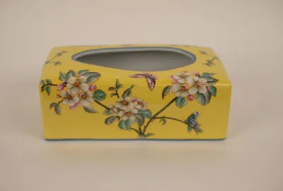Immagine prodotto di Fine Asianliving scatola di fazzoletti cinese porcellana fiori gialli W23xD9xH14cm