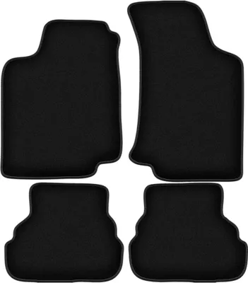 Immagine prodotto di Tappetini in velluto per Volkswagen Golf III (1993-2002, cabrio, hatchback, station wagon) neri, set 4 pz, con fissaggi