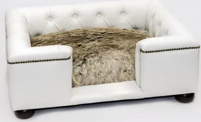 Produktbild von Casa Padrino Luxus Chesterfield Leder Hundebett Weiß / Schwarz / Braun 95 x 75 x H. 37 cm - Rechteckiges Echtleder Hundebett - Luxus Chesterfield Leder Tiermöbel