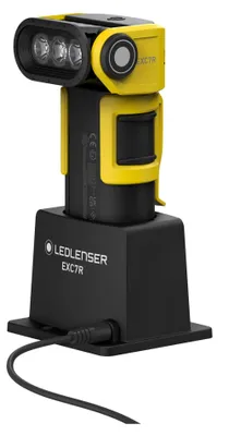 Produktbild von Ledlenser Feuerwehr-Winkelleuchte EXC7R mit Charging Station schwarz