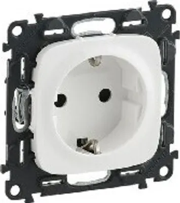 Produktbild von Steckdose SCHUKO V.ALL ultraweiss 754885