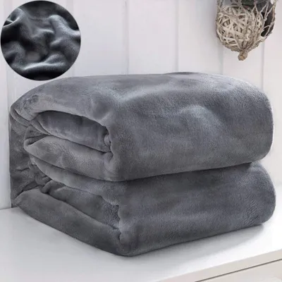 Obrázek produktu pro Plyšová deka šedá 200 × 230 cm, měkká nadýchaná plyšová deka, flanelová fleecová deka Televizní deky / deka na pohovku / obývací deka / deka na pohovku z mikrovlákna / sametová deka - snadná údržba - teplá, útulná, odolná