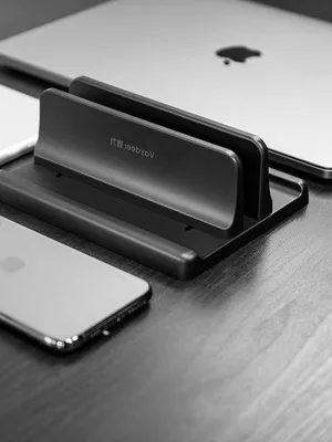 Zdjęcie produktu dla Podstawka pod laptopa – regulowana stacja dokująca – pionowy uchwyt na laptopa – zajmująca mało miejsca (czarna)