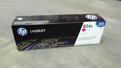 Produktbild von HP 824A Magenta Original LaserJet Tonerkartusche, 21000 Seiten, Magenta, 1 Stück(e)