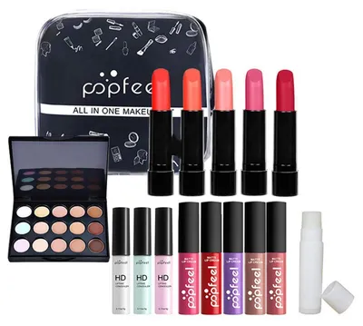 Produktbild von Make-up-Set mit Lidschatten, Lippenstift, Pinsel, Concealer, Mascara, Rouge, Puder