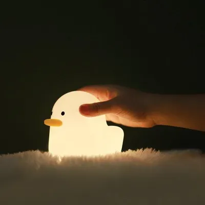 Immagine prodotto di Lampada da comodino in silicone con ricarica USB e luce lampeggiante per bambini