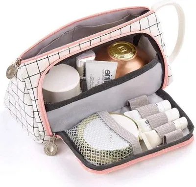 Zdjęcie produktu dla Białe etui biurowe z zamkiem błyskawicznym, 20 x 8 x 11 cm, dla uczniów