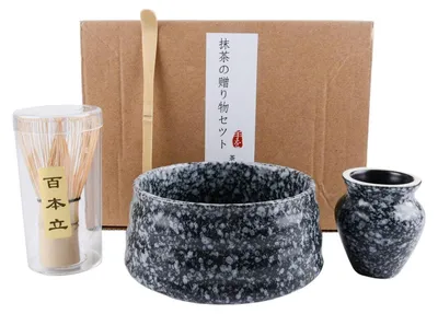Immagine prodotto di Set da matcha da 4 pezzi, composto da: frustino, ciotola, cucchiaino e supporto, realizzati in bambù e Vetroceramica