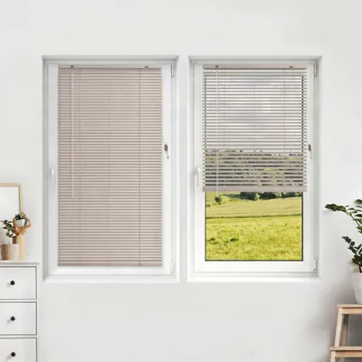 Produktbild von Victoria M. Aluminium Jalousie, 120 x 220 cm, creme matt Sichtschutz & Sonnenschutz, robust, feuchtigkeitsbeständig, einfache Montage