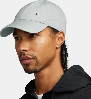 Produktbild von Nike Dri-FIT Club Unstructured Metal Swoosh Cap FB5372-077 Unisex