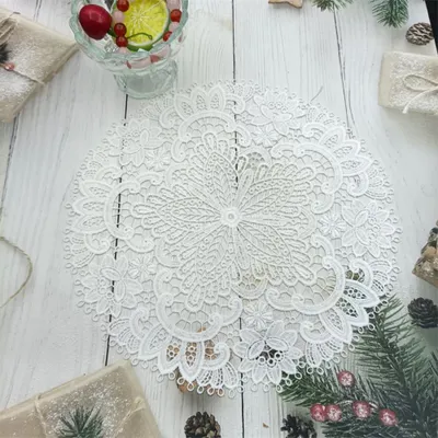 Spitzentischdecken-Set, 2 Stück, 26 cm, handgefertigt, melkweiß