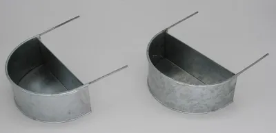 Produktbild von 2er set Futter Napf Spender Kleintiere Kaninchen Vogel Nager zink 15x8 x 5,5cm