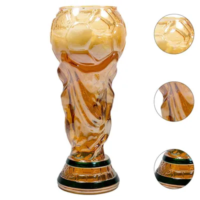 Produktbild von 500ml Fußball Bierglas, ideal für WM, Fußballbecher für Bier, Cocktails und Getränke, perfekt für Fußballpartys, sportliche Events und Feierlichkeiten
